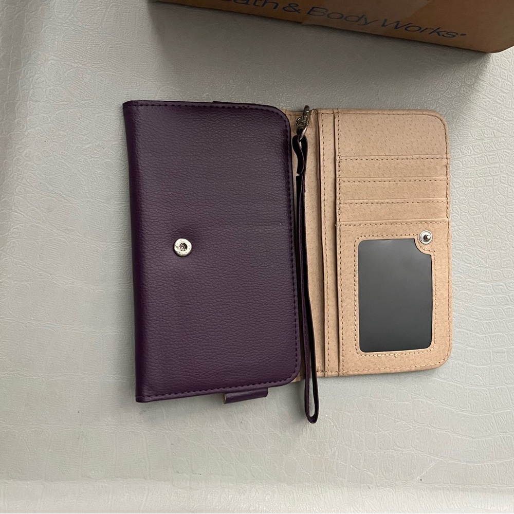 Elegant Purple Women's Wallet/Wristlet